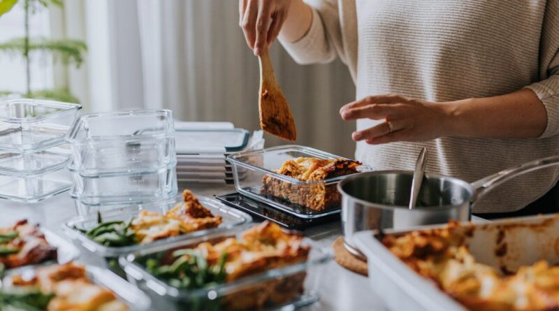 Healthy cooking at the kitchen island